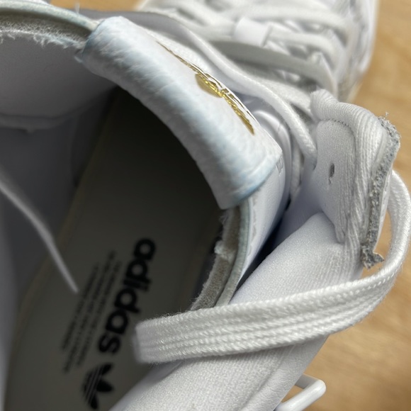 Women’s Adidas Forum Bonega Mid Shoes - Picture 15 of 15